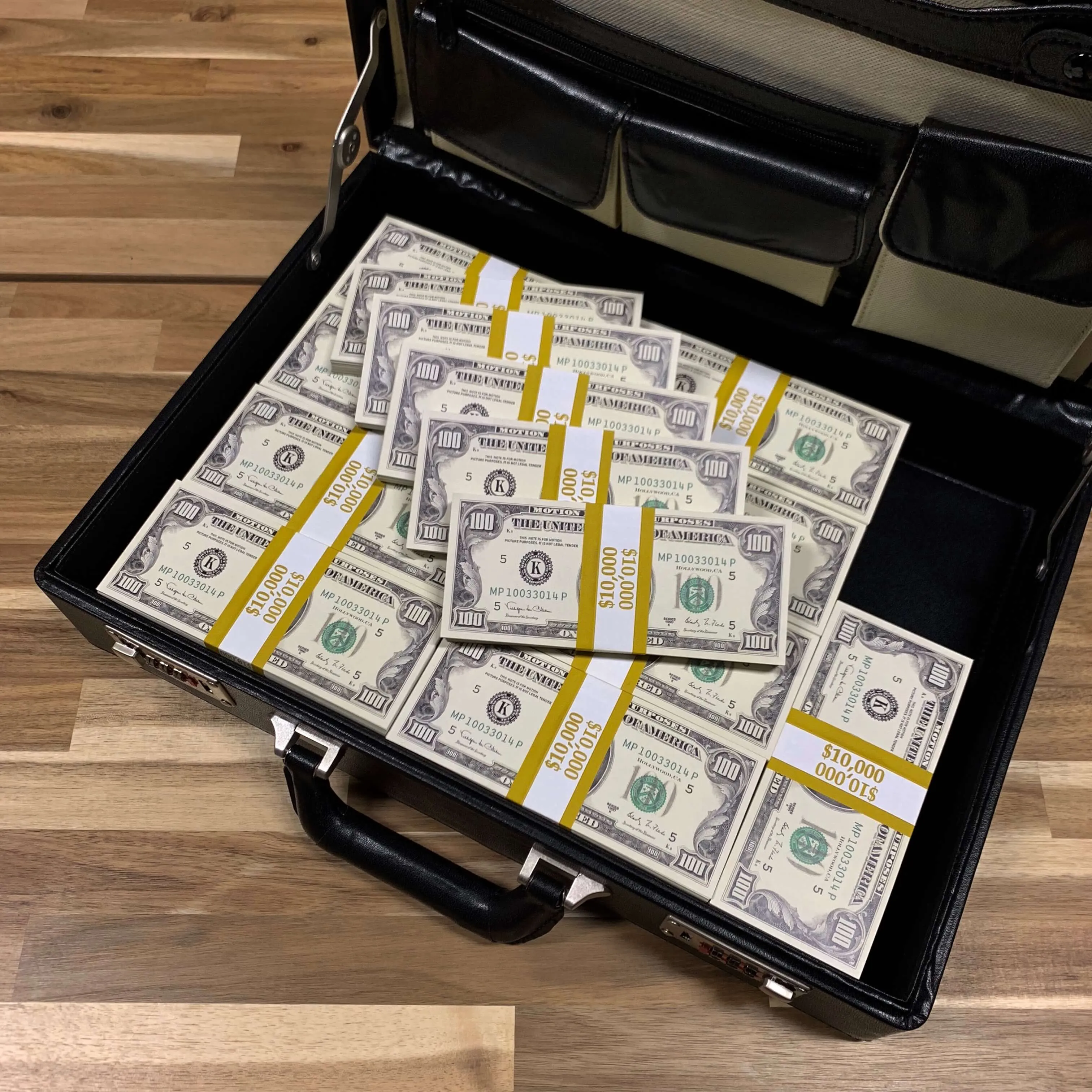 $500,000 Full Print 1990 Series Stacks & Briefcase