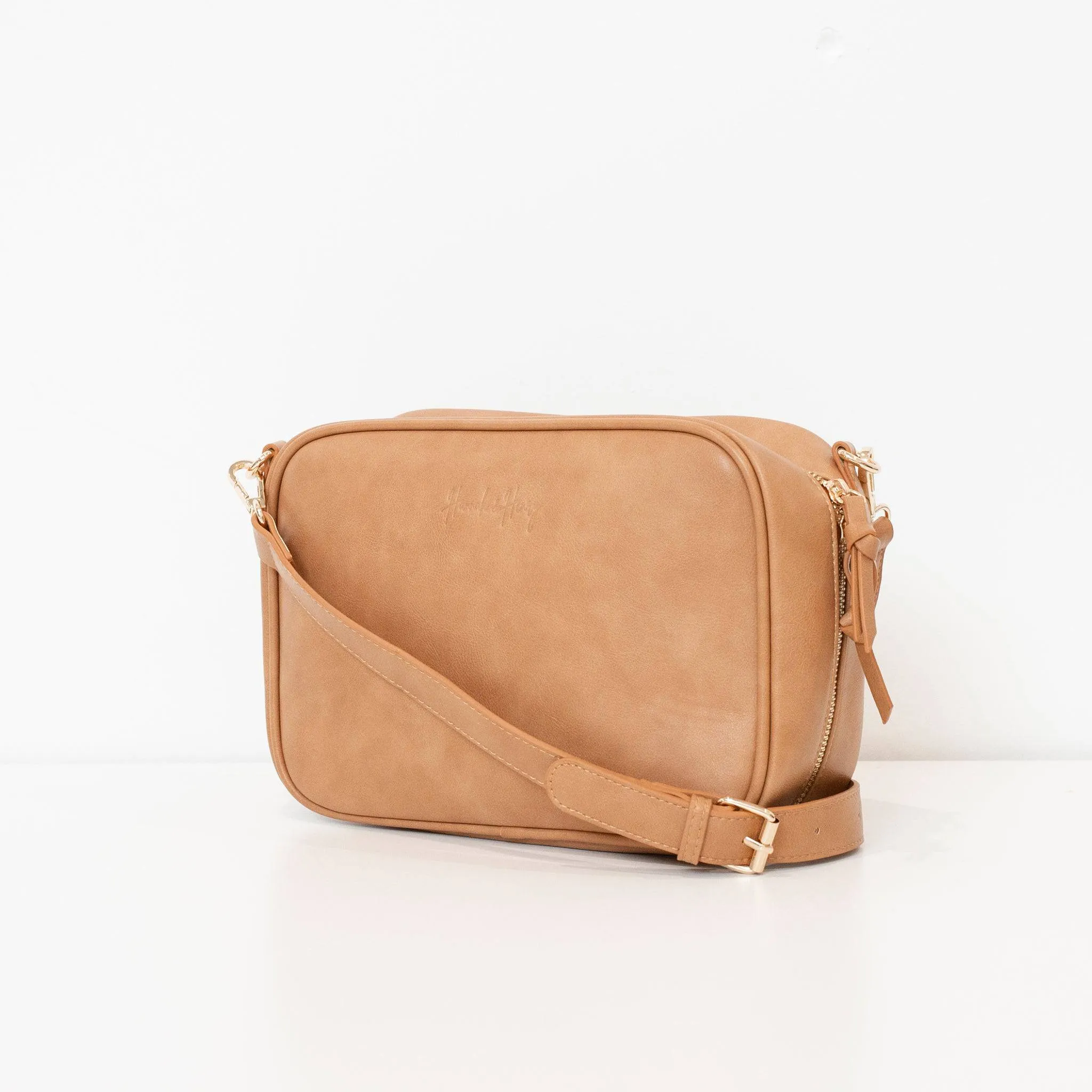 Chloe Diaper Clutch | Tan