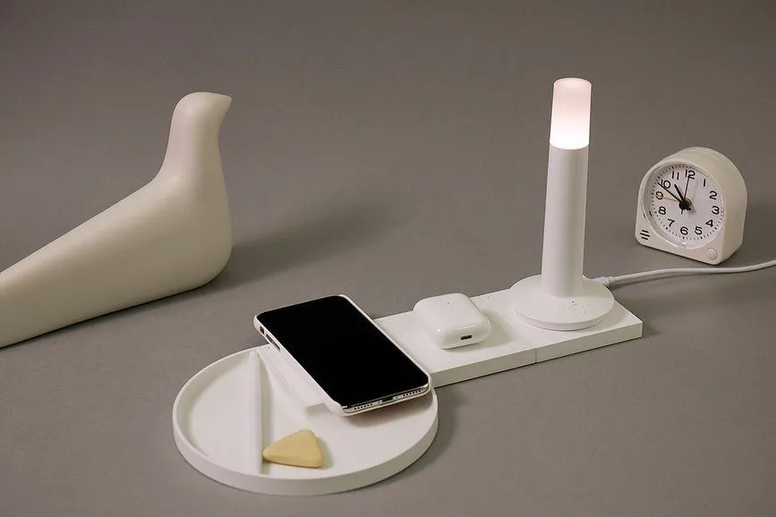 Expandable Wireless Charger - Snow White