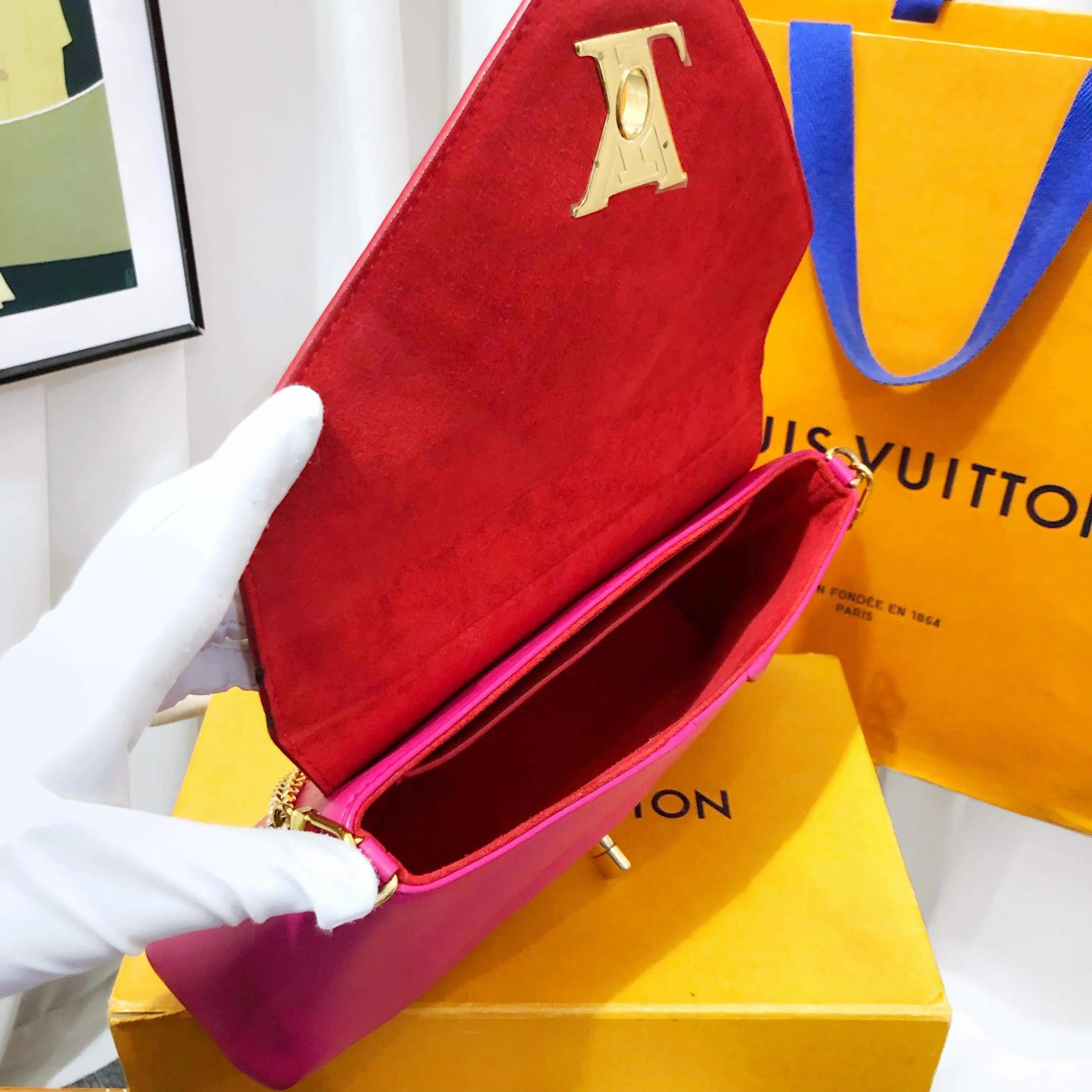Louis Vuitton Red Pink Leather Messenger Bag Medium