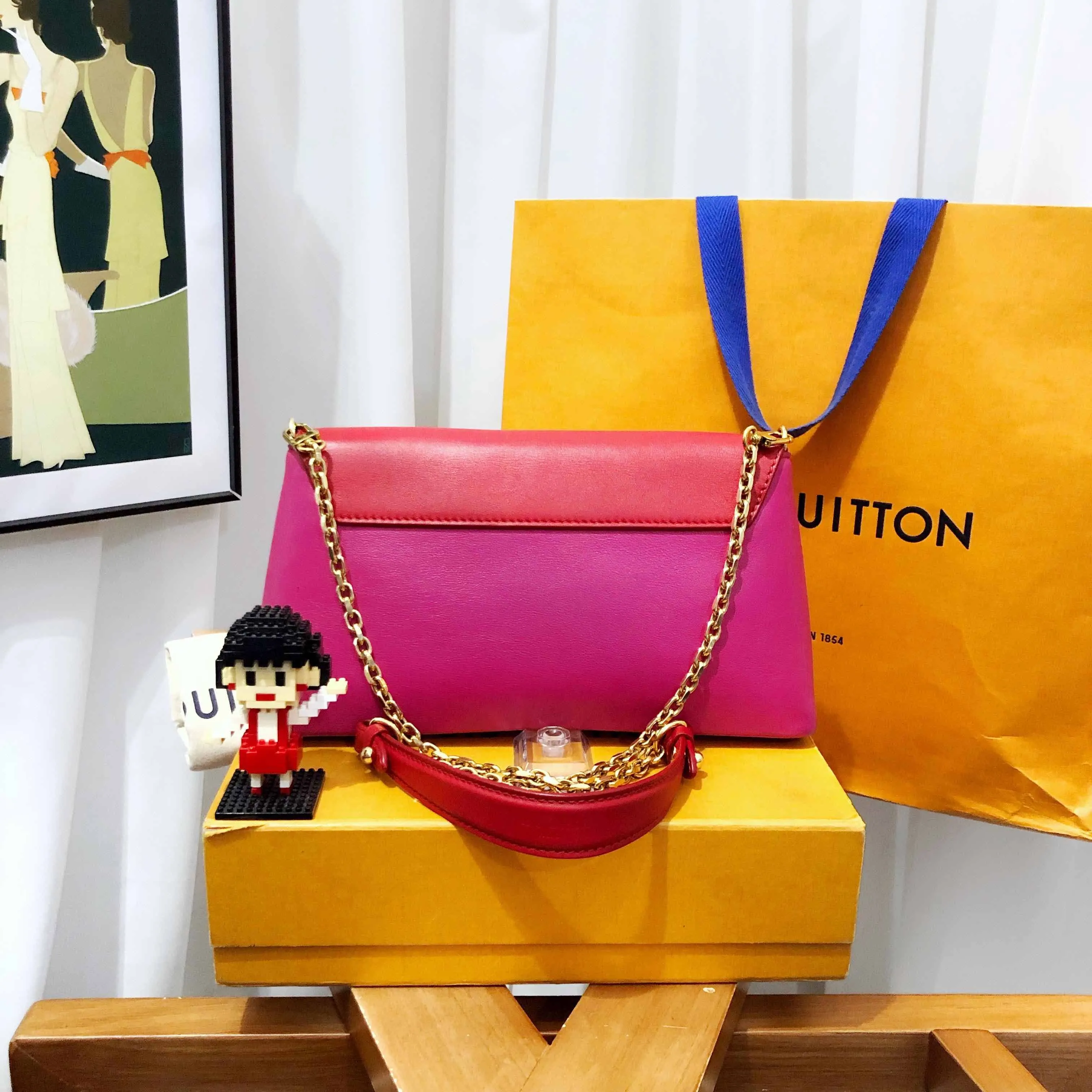 Louis Vuitton Red Pink Leather Messenger Bag Medium