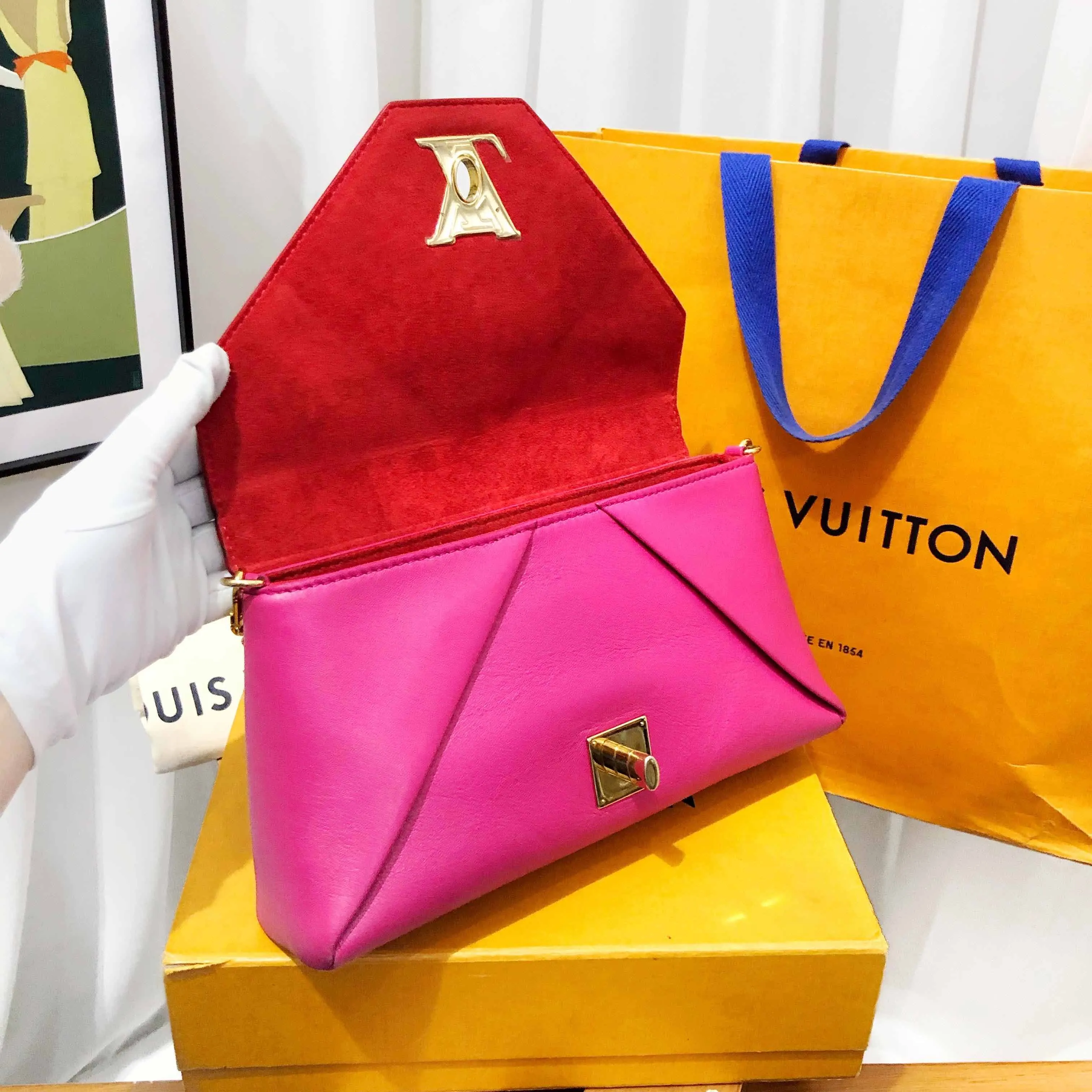 Louis Vuitton Red Pink Leather Messenger Bag Medium
