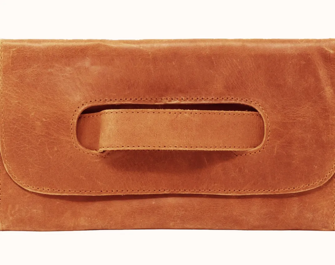 Mare Handle Clutch in Clay
