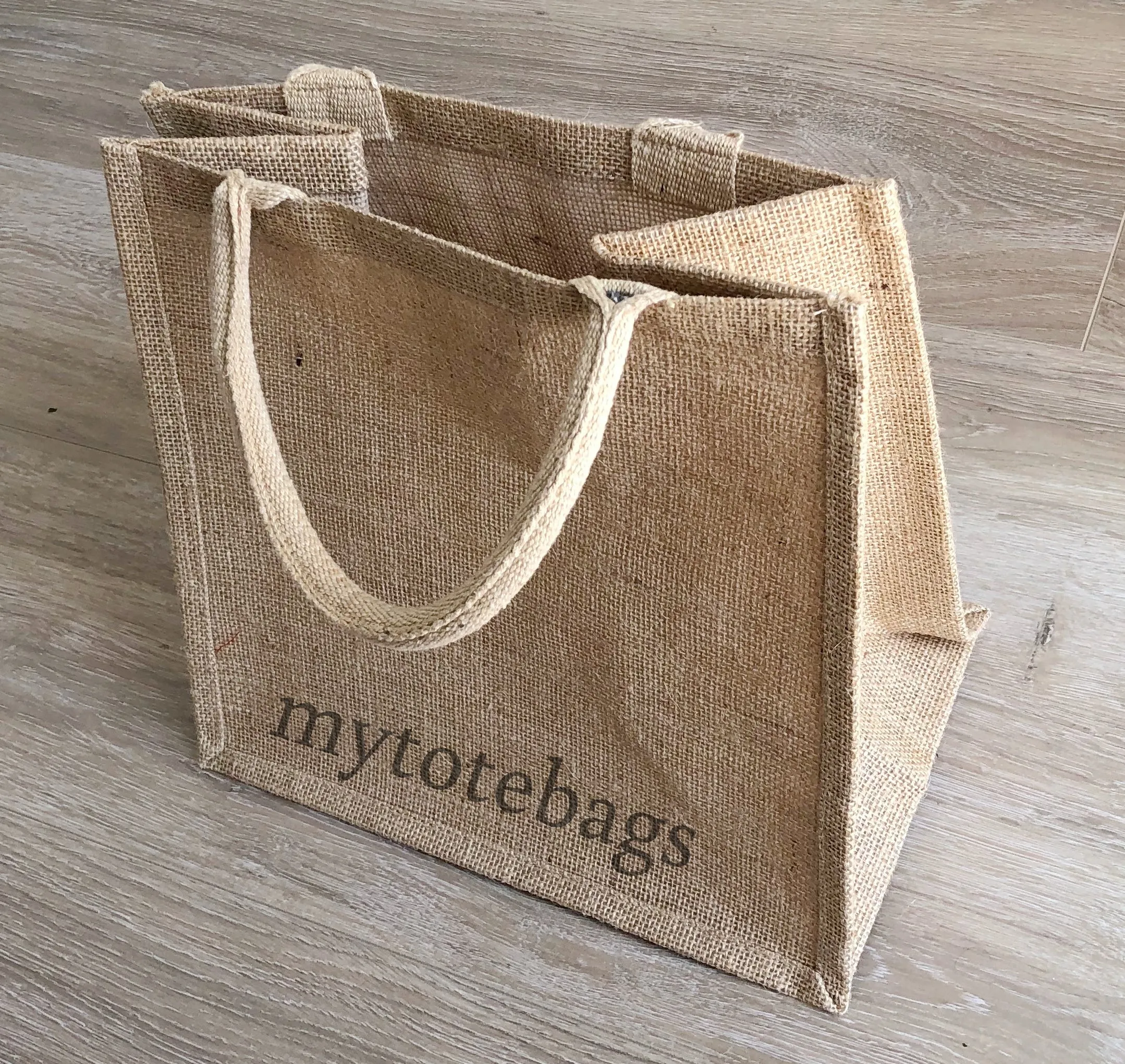 Medium Size Burlap Jute Tote Bags, Natural Totes with Handle