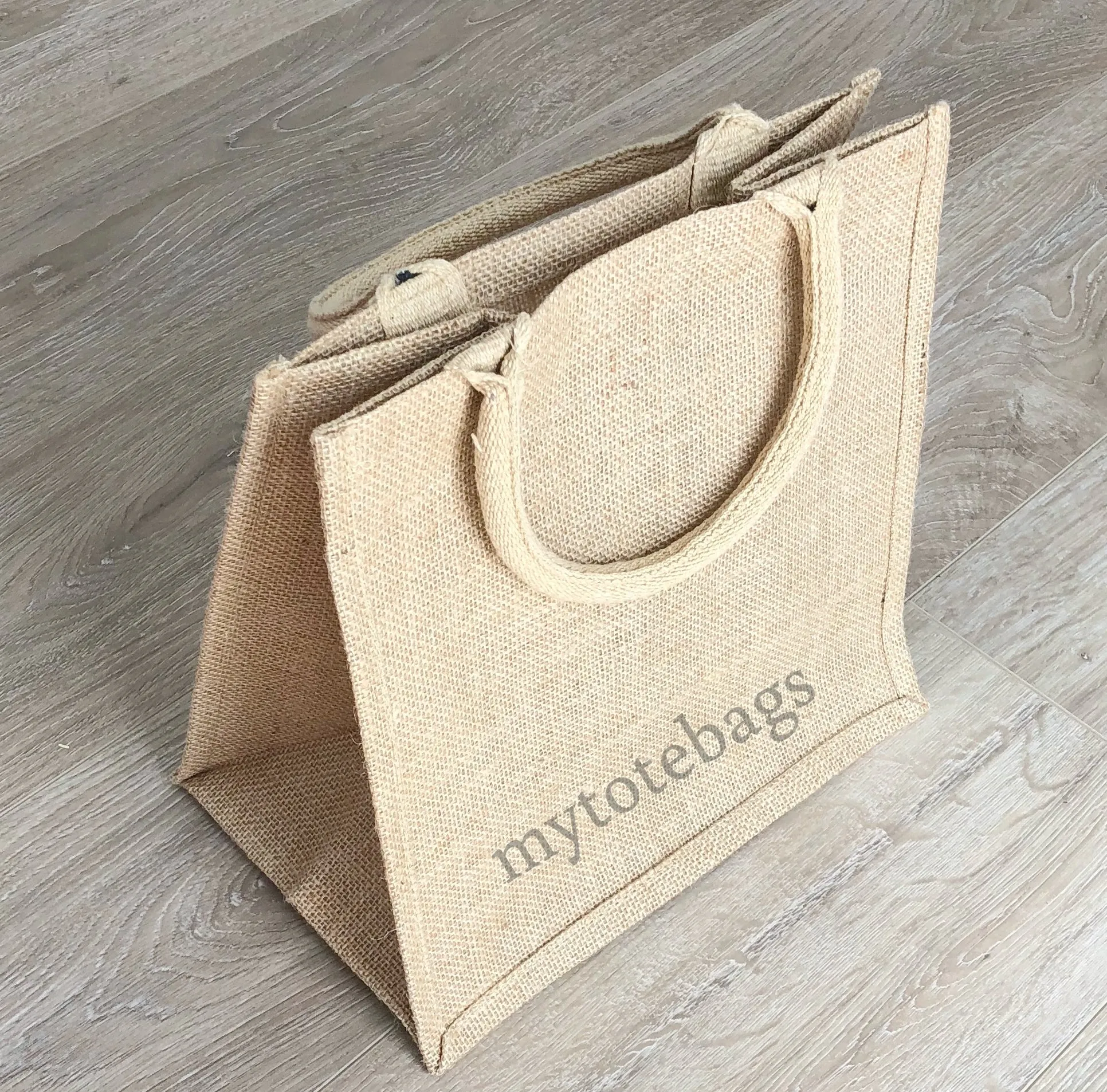 Medium Size Burlap Jute Tote Bags, Natural Totes with Handle