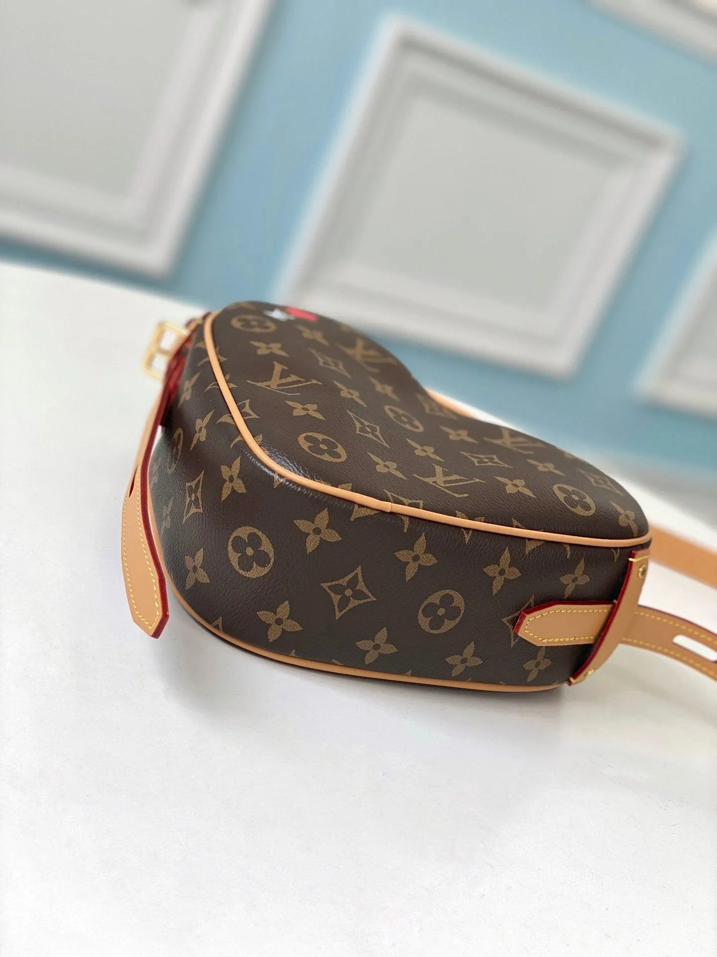 SO - LV Game On Cœur MONOGRAM Nicolas Ghesquière A02